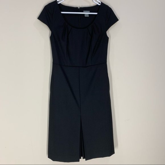 Ann Taylor Dresses & Skirts - Ann Taylor Cap Sleeve Sheath Dress